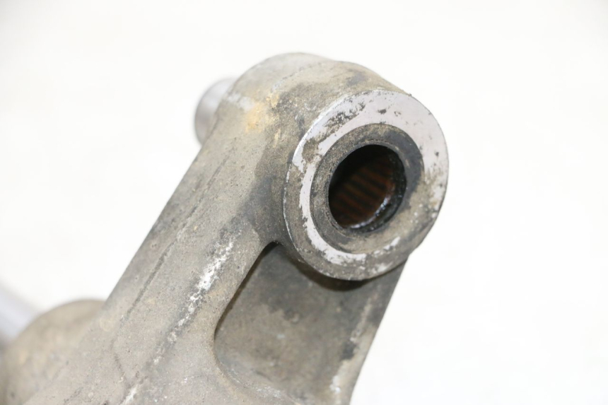 photo de BIELETA SUSPENSION YAMAHA FJR ABS 1300 (2006 - 2012) - Detalles de los puntos de fijación