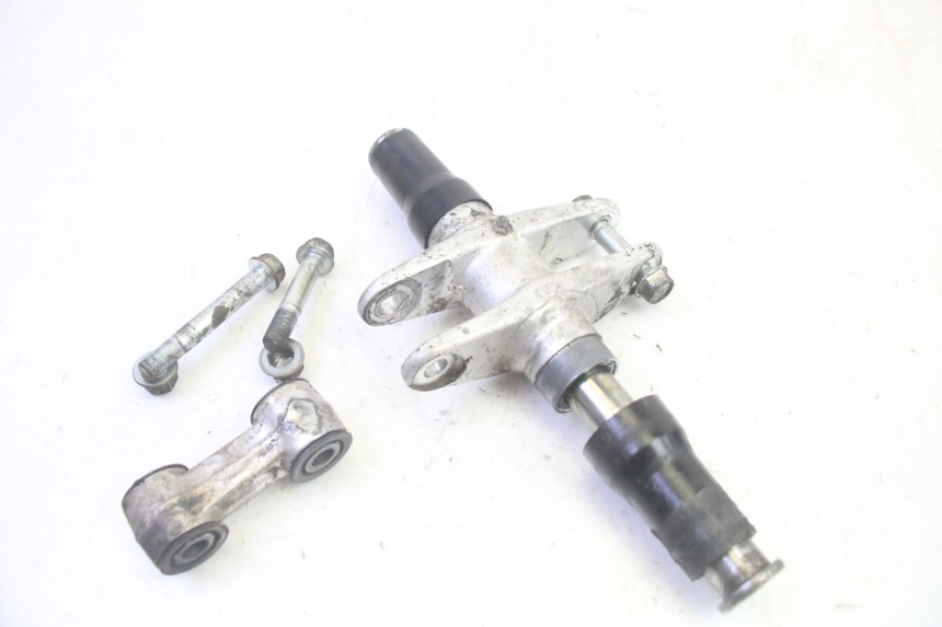 photo de BIELETA SUSPENSION KAWASAKI GPZ RX 1000 (1986 - 1988) - Zoom estado de uso