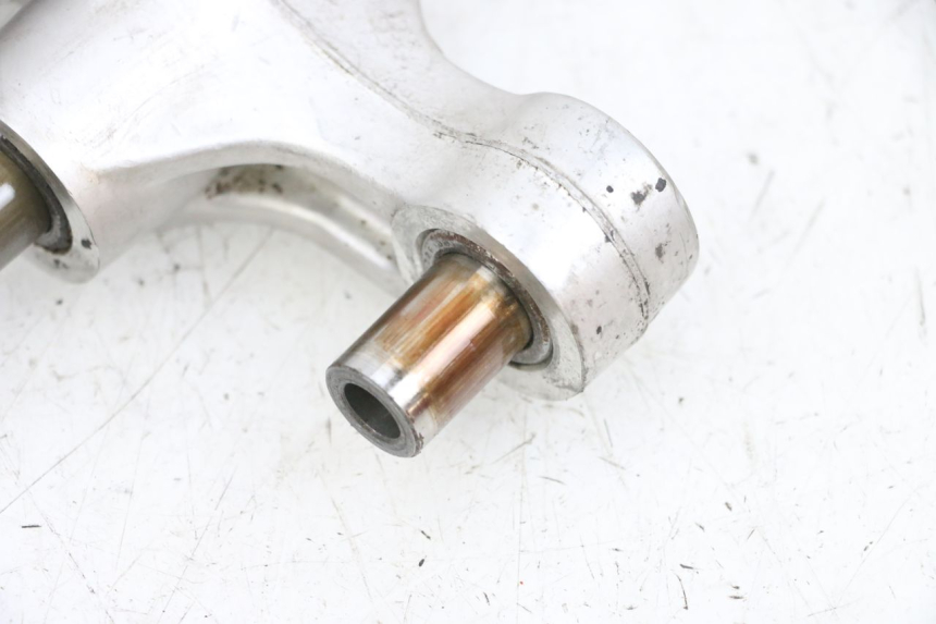 photo de BIELETA SUSPENSION SUZUKI GSF N BANDIT 600 (1996 - 1999) - Estado de la superficie y material