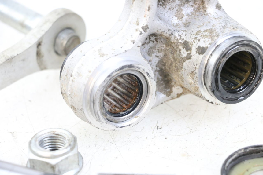 photo de BIELETA SUSPENSION HYOSUNG XRX 125 (2000 - 2008)