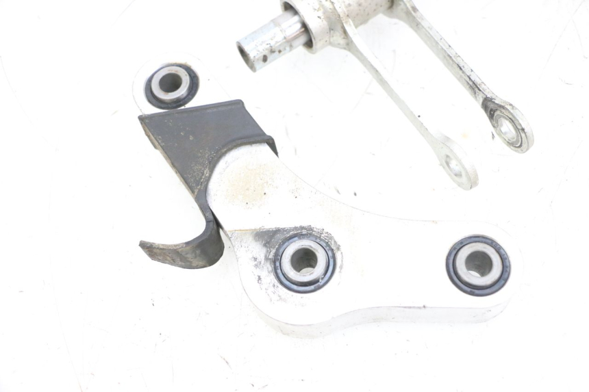 photo de BIELETA SUSPENSION YAMAHA MT-07 MT07 ABS 700 (2018 - 2020) - Primer plano de alta resolución