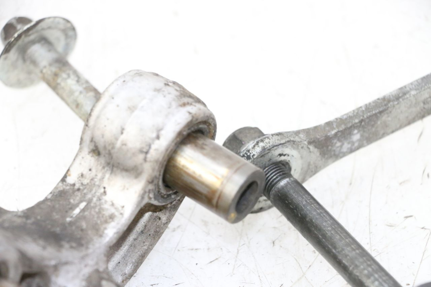 photo de BIELETA SUSPENSION SUZUKI SV S 650 (2003 - 2009)