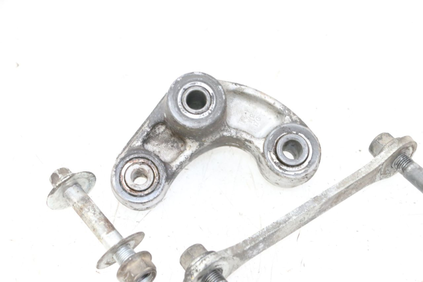 photo de BIELETA SUSPENSION SUZUKI SV S 650 (2003 - 2009)