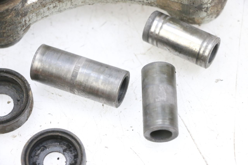 photo de BIELETA DE AMORTIGUADOR YAMAHA TTR 125 (2000 - 2020) - Recambio usado revisado