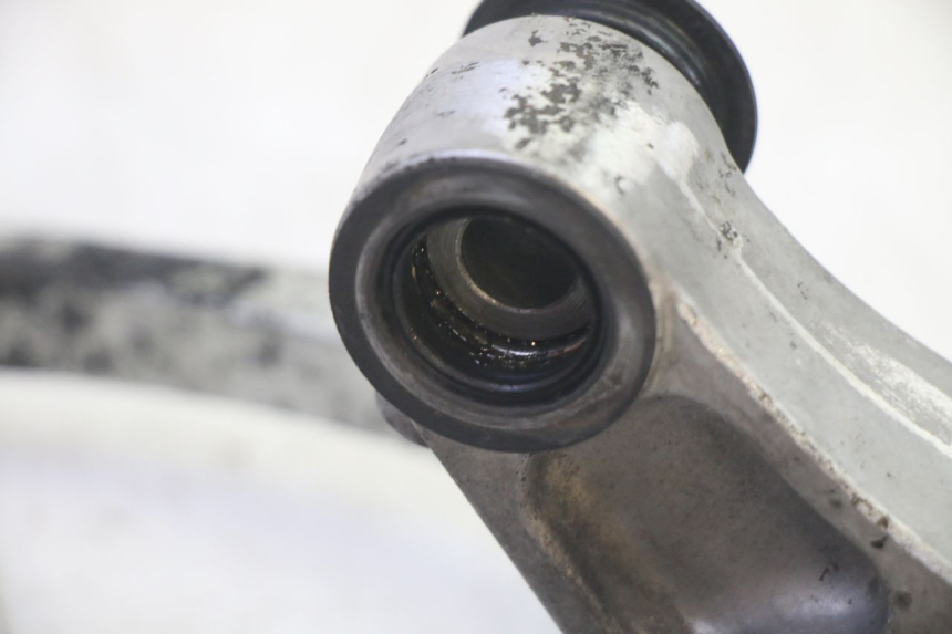 photo de BIELETA SUSPENSION KAWASAKI ZR 7 750 (1999 - 2001) - Otra vista del artículo