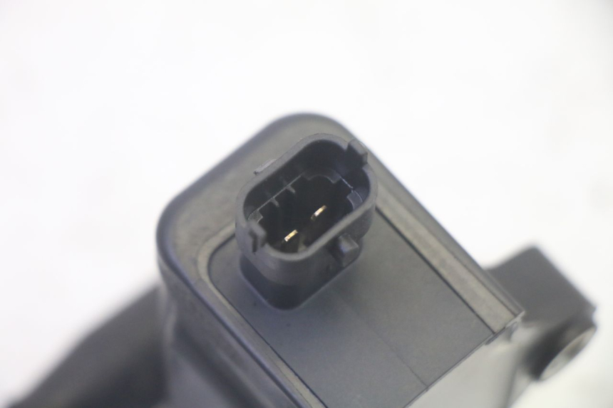 photo de BOBINA PIAGGIO MP3 HPE 350 (2018 - 2020) - Otra perspectiva