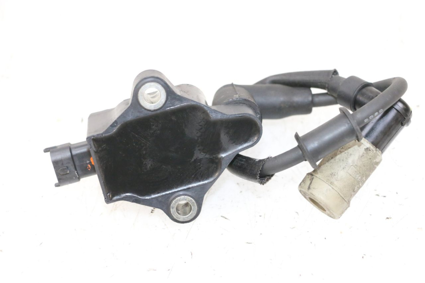 photo de BOBINA PIAGGIO MP3 HPE 300 (2019 - 2026) - Primer plano técnico