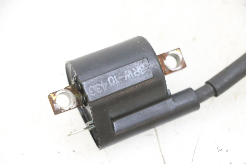 photo de BOBINA YAMAHA YP MAJESTY 125 (2002 - 2006) - Primer plano técnico