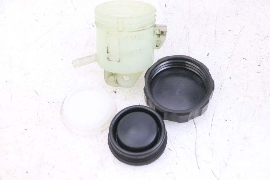 photo de TARRO FLUIDO FRENO YAMAHA FJR ABS 1300 (2006 - 2012) - Primer plano técnico