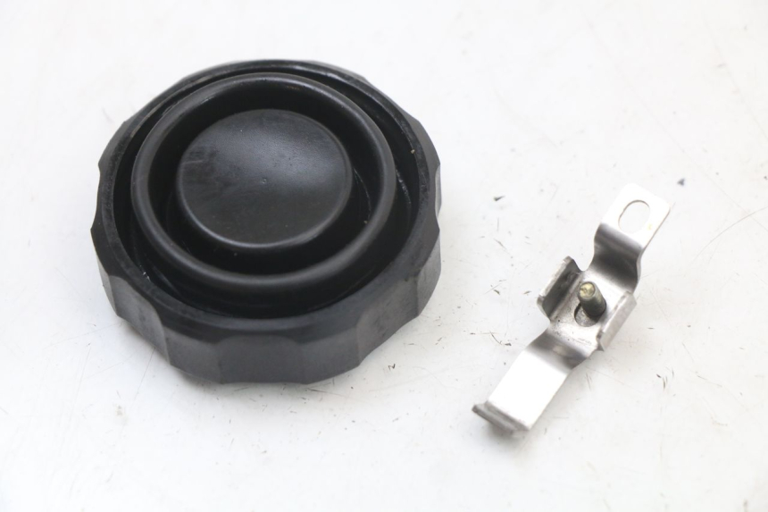 photo de TARRO FLUIDO FRENO SUZUKI SV S 650 (1999 - 2002)