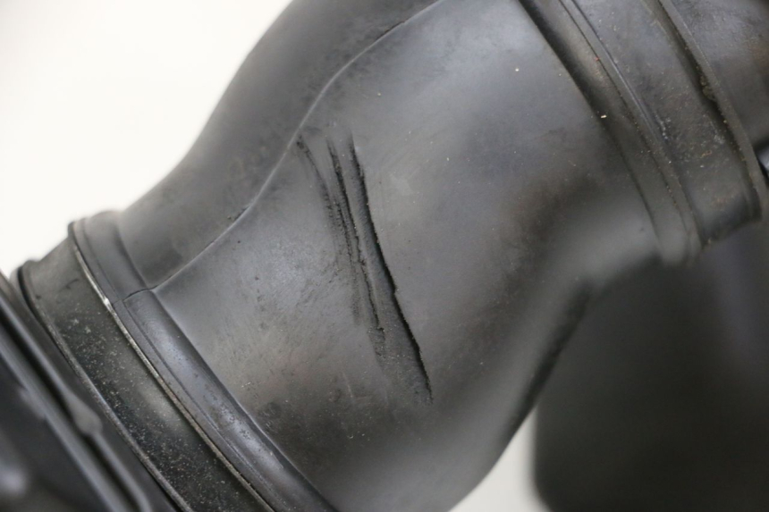 photo de CAJA FILTRO SUZUKI BURGMAN EXECUTIVE ABS 650 (2006 - 2012) - Estado de la superficie y material