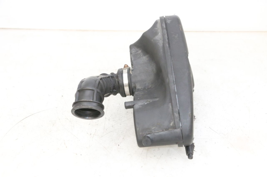 photo de CAJA DE AIRE PIAGGIO FLY 4T 50 (2013 - 2017) - Estado de la superficie y material