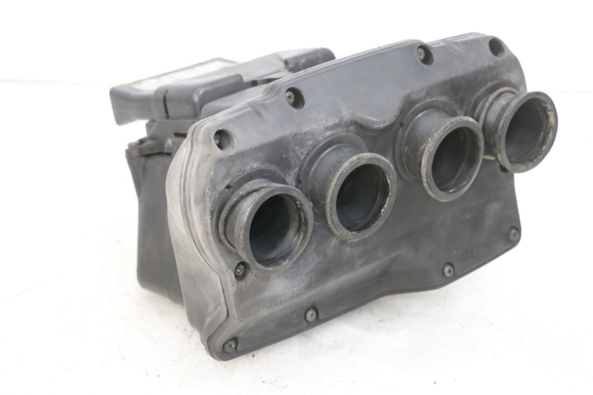 photo de CAJA FILTRO KAWASAKI GPX R WARBIRD 600 (1988 - 1993) - Primer plano técnico