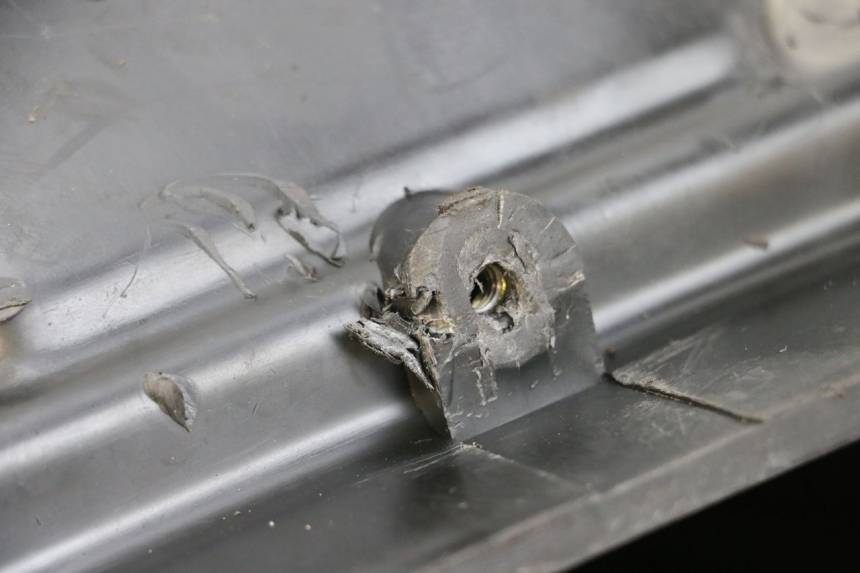 photo de CAJA FILTRO KAWASAKI GPZ RX 1000 (1986 - 1988) - Marcados y referencias originales