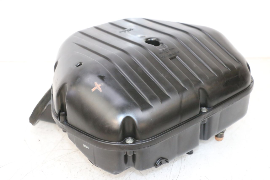 photo de CAJA FILTRO SUZUKI GSXR GSX-R 1000 (2003 - 2004) - Detalles de los puntos de fijación