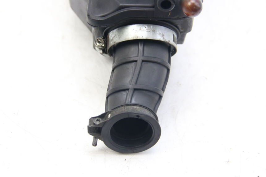 photo de CAJA DE AIRE SUZUKI SIXTEEN 125 (2008 - 2010)