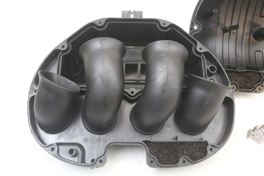photo de CAJA FILTRO SUZUKI GSR 750 (2011 - 2017)