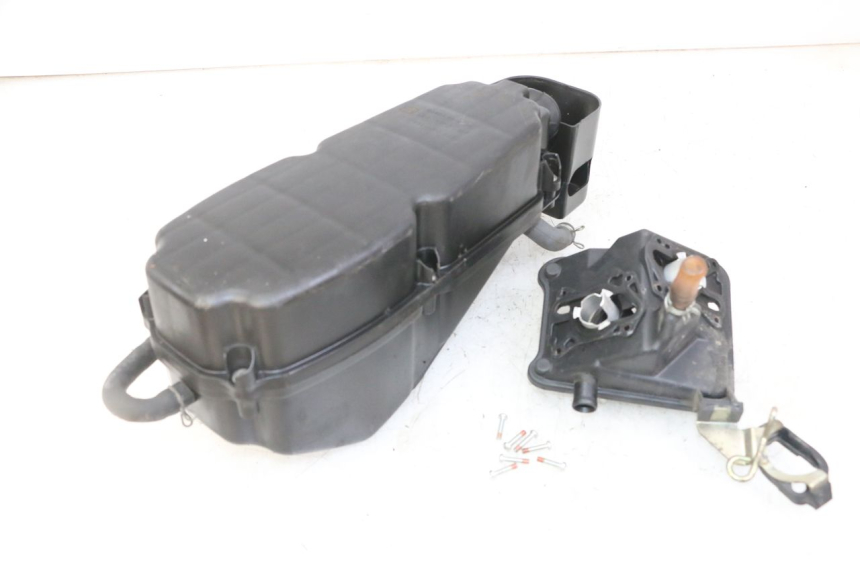photo de CAJA FILTRO HONDA XLV VARADERO 125 (2000 - 2006)