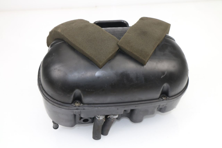 photo de CAJA FILTRO YAMAHA FZ6 FAZER 600 (2007 - 2010) - Primer plano técnico