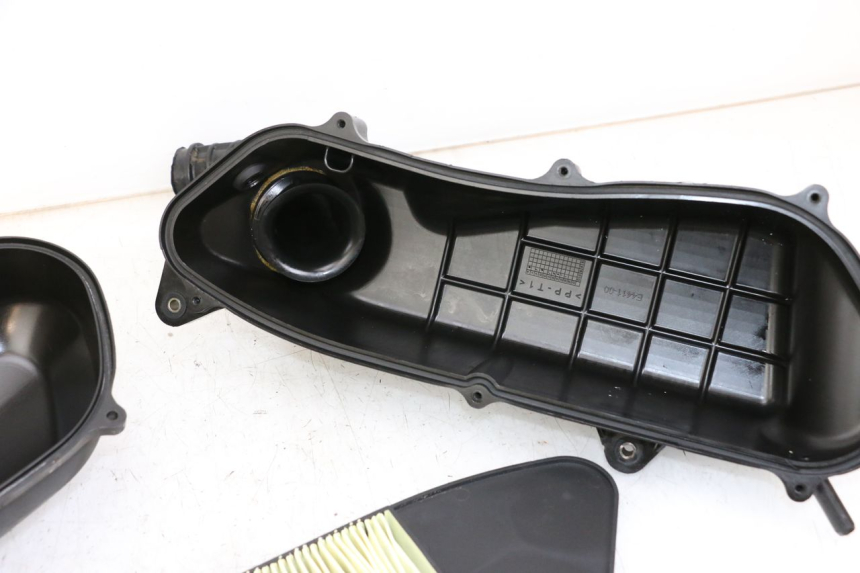 photo de CAJA DE AIRE YAMAHA XMAX X-MAX 125 (2006 - 2009)