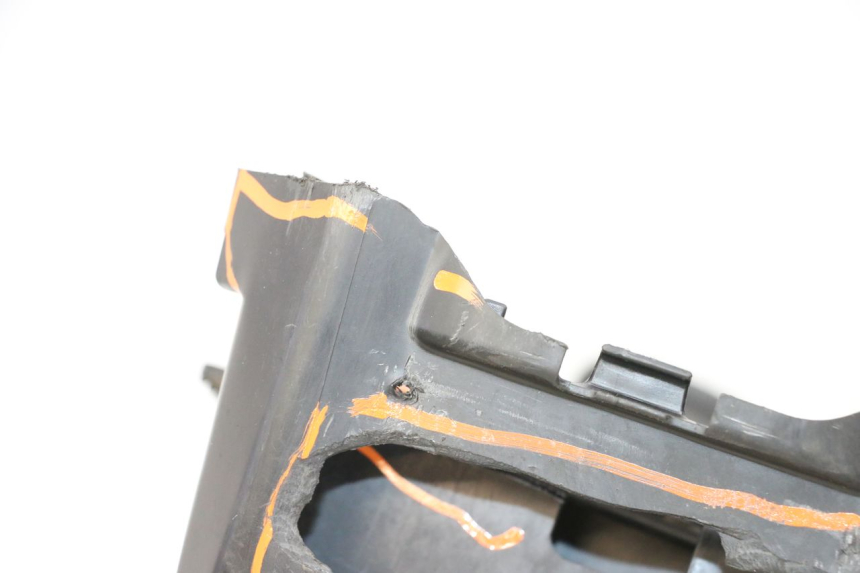 photo de CAJA FILTRO YAMAHA YFM R RAPTOR 250 (2008 - 2014) - Primer plano de alta resolución