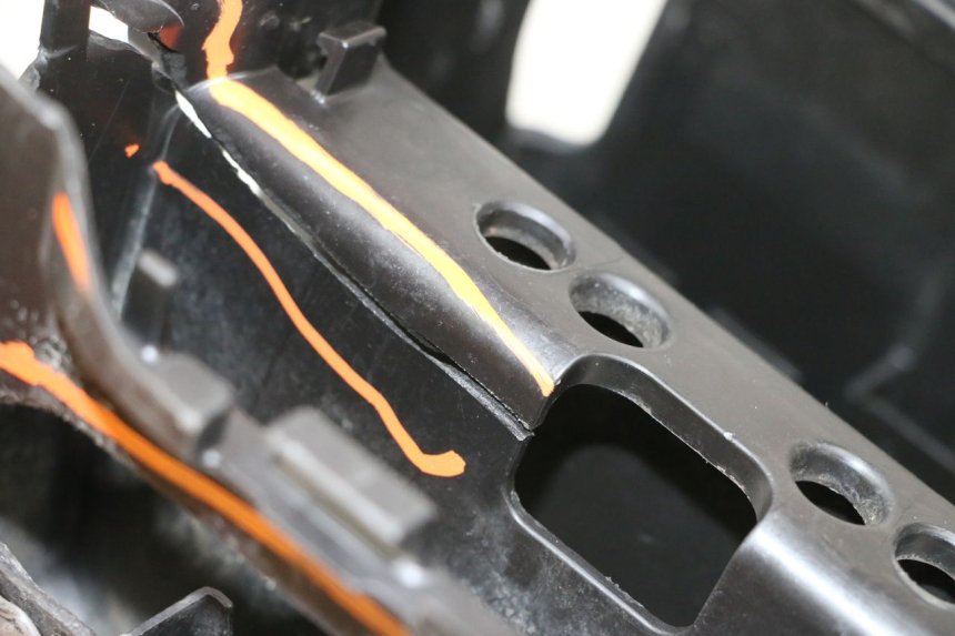 photo de CAJA FILTRO YAMAHA YFM R RAPTOR 250 (2008 - 2014) - Otra perspectiva