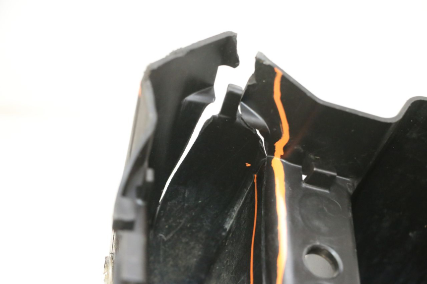 photo de CAJA FILTRO YAMAHA YFM R RAPTOR 250 (2008 - 2014) - Primer plano técnico