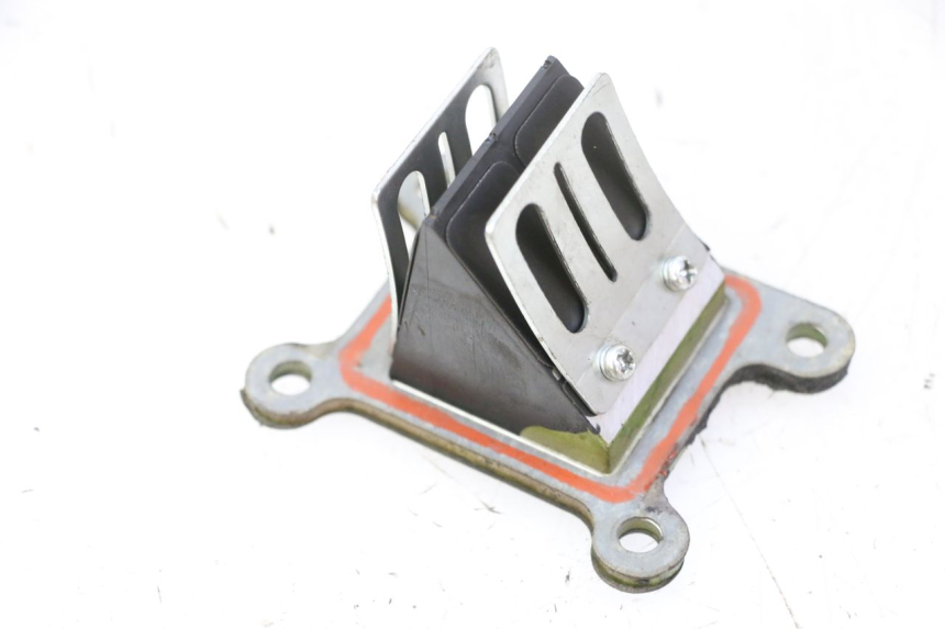 photo de ADMISION KYMCO AGILITY NAKED RENOUVO 2T 50 (2011 - 2018)