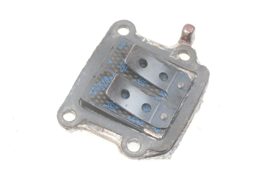 photo de CAJA DE LáMINAS MBK BOOSTER SPIRIT 50 (2004 - 2017)