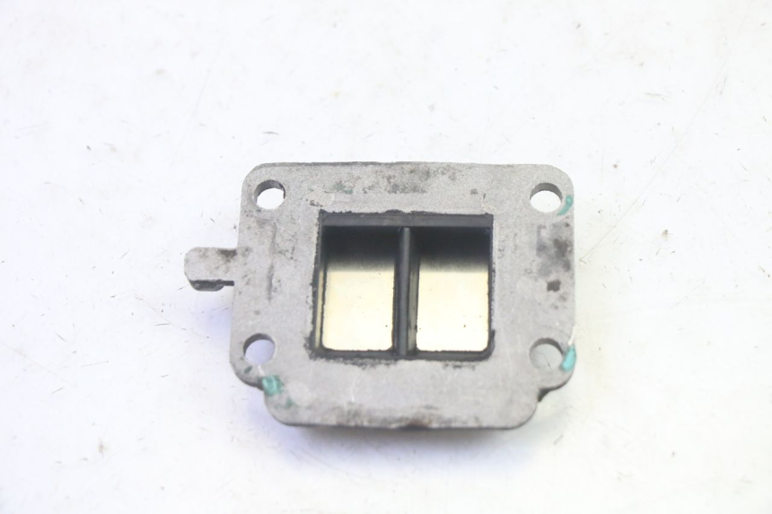 photo de CAJA DE LáMINAS MBK BOOSTER SPIRIT 50 (2004 - 2017) - Zoom estado de uso