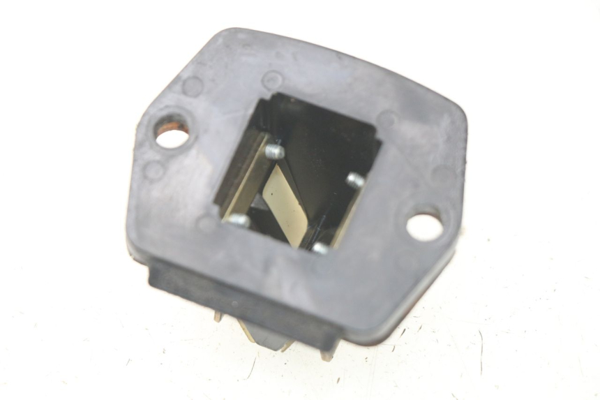 photo de CAJA DE LáMINAS PIAGGIO FLY 2T 50 (2004 - 2017)