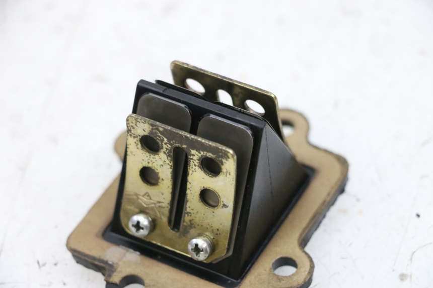 photo de ADMISION YAMAHA NEO'S NEOS 2T 50 (1998 - 2007) - Detalle de la pieza