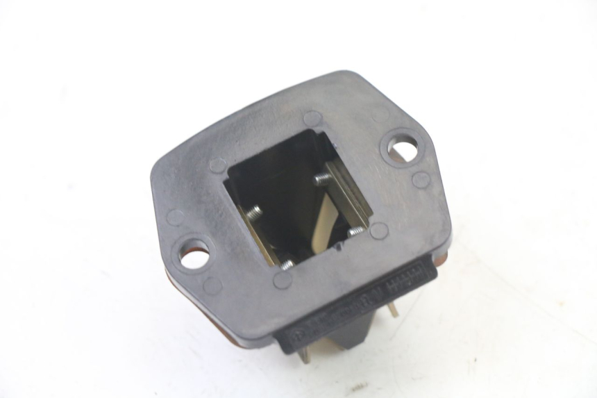 photo de CAJA DE LáMINAS PIAGGIO FLY 2T 50 (2004 - 2017)