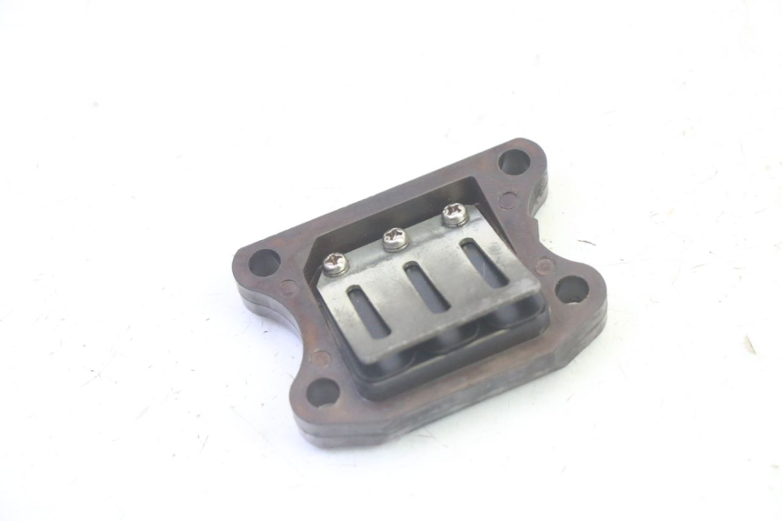 photo de ADMISION PEUGEOT VIVACITY 100 (1999 - 2008) - Detalle de la pieza