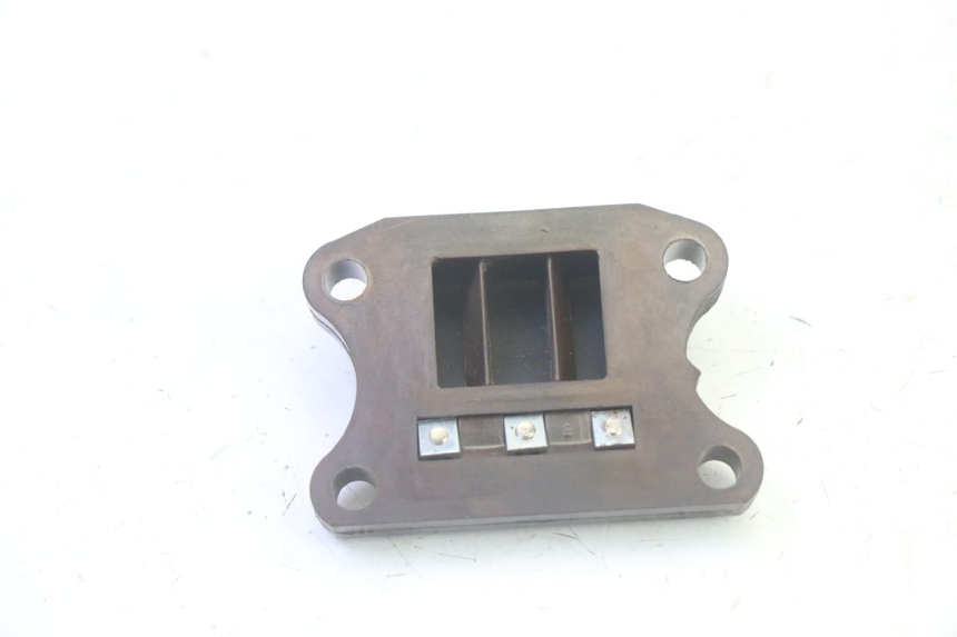 photo de ADMISION PEUGEOT VIVACITY 100 (1999 - 2008) - Zoom estado de uso