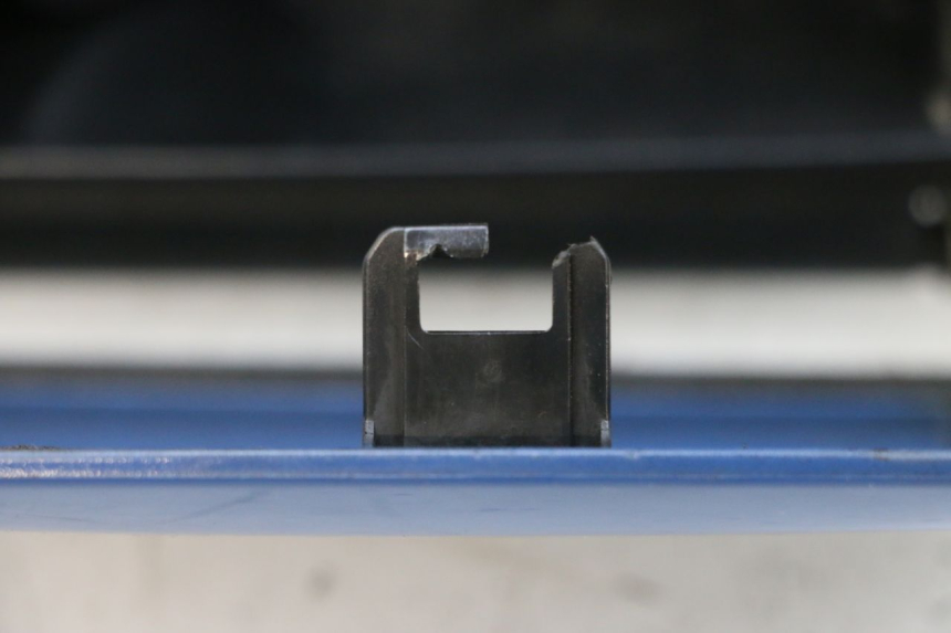 photo de GUANTERA YAMAHA FJR ABS 1300 (2006 - 2012) - Zoom sobre los componentes