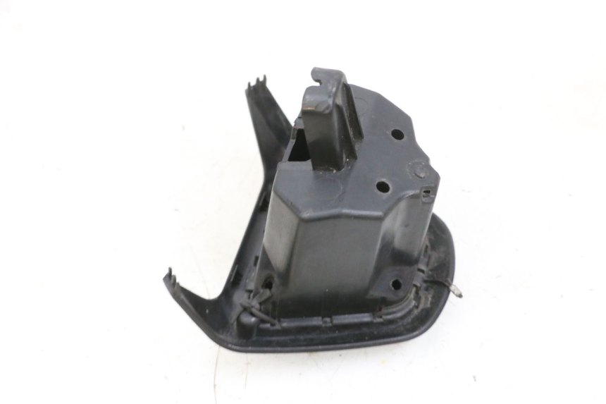 photo de GUANTERA PEUGEOT SPEEDFIGHT 4 4T EFI 50 (2021 - 2025) - Otra perspectiva