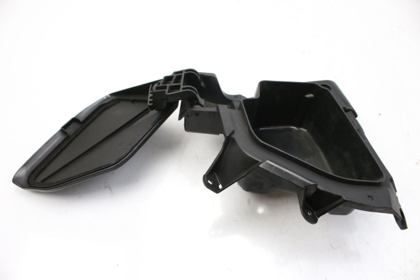 photo de CAJA DE GUANTES SUZUKI AN BURGMAN 400 (2006 - 2010)