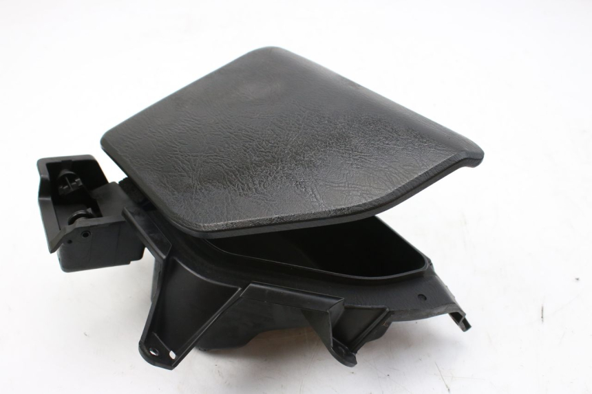 photo de CAJA DE GUANTES SUZUKI AN BURGMAN 400 (2006 - 2010)