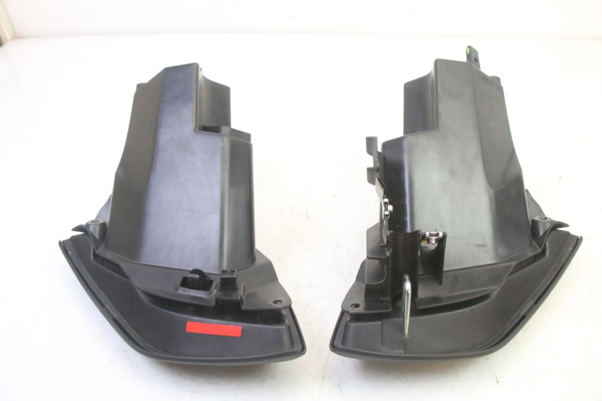 photo de GUANTERA YAMAHA XMAX X-MAX 125 (2021 - 2025)