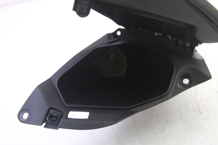 photo de GUANTERA YAMAHA XMAX X-MAX 125 (2021 - 2025)