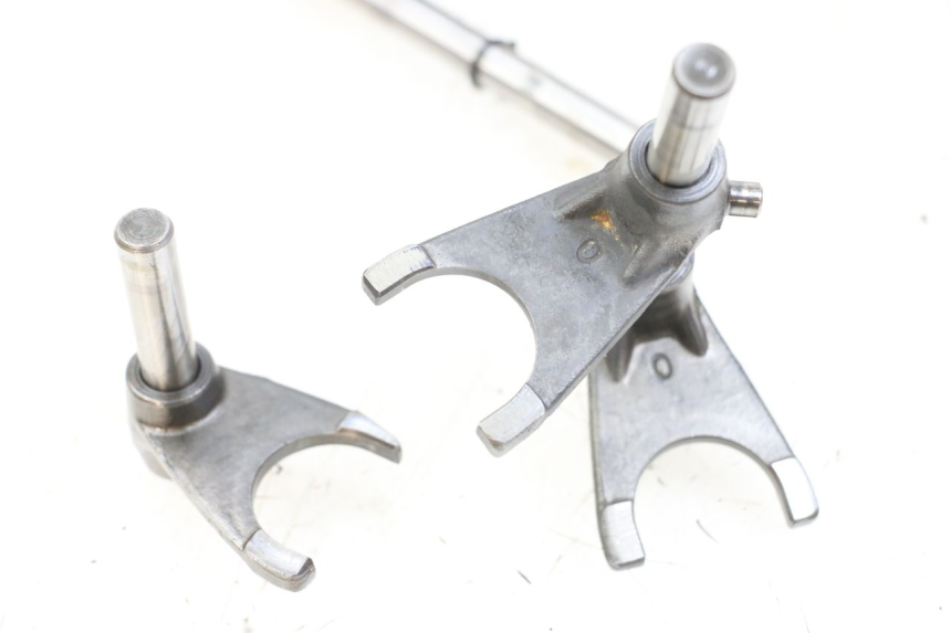 photo de Caja de cambios HYOSUNG GV AQUILA 125 (2000 - 2004) - Inspección visual detallada