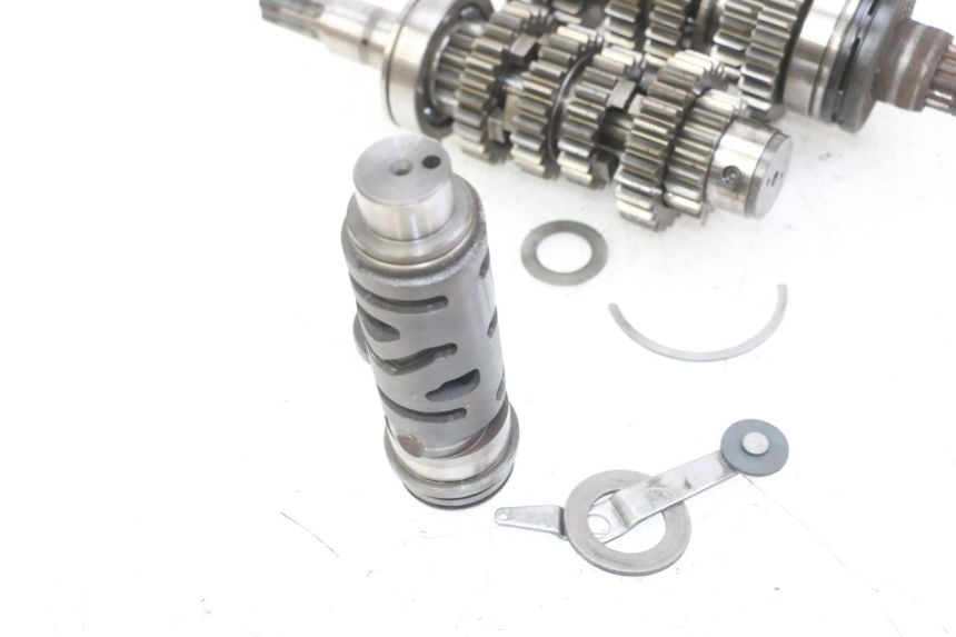 photo de CAJA DE CAMBIOS SUZUKI GS GSE 500 (2001 - 2003)