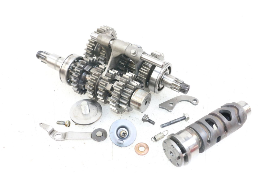 photo de CAJA CAMBIOS SUZUKI GSX E 250 (1982 - 1983)