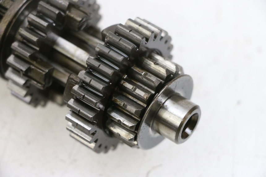 photo de CAJA CAMBIOS KYMCO ZING 125 (1997 - 2003) - Primer plano técnico