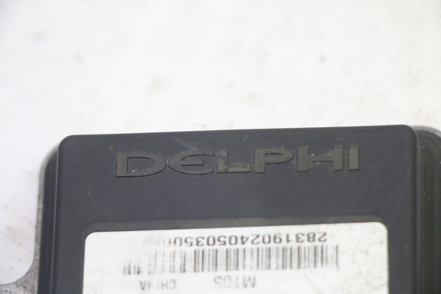 photo de CAJA CDI QUADRO 4 4D 350 (2015 - 2018)