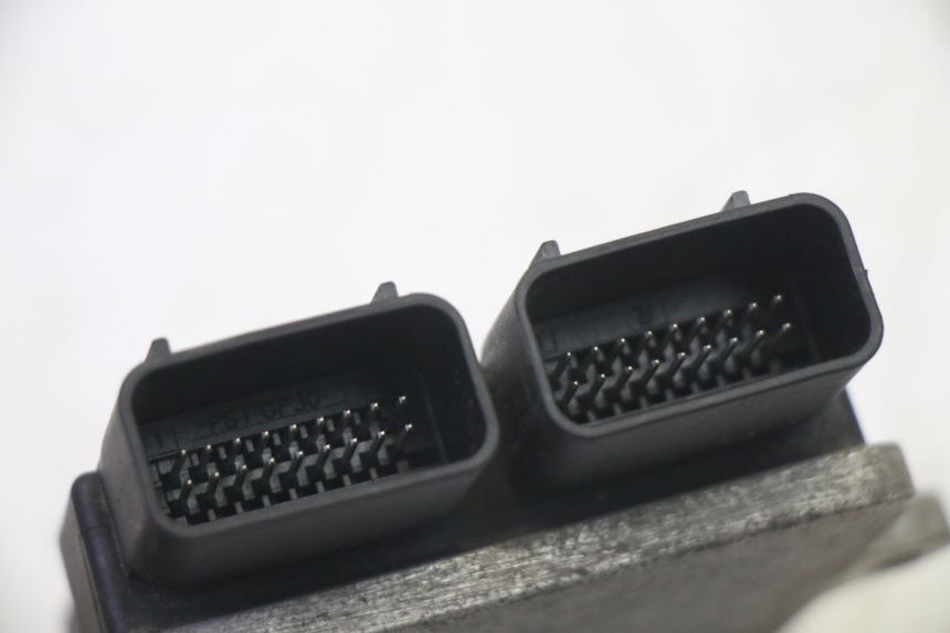 photo de CAJA CDI QUADRO 4 4D 350 (2015 - 2018)