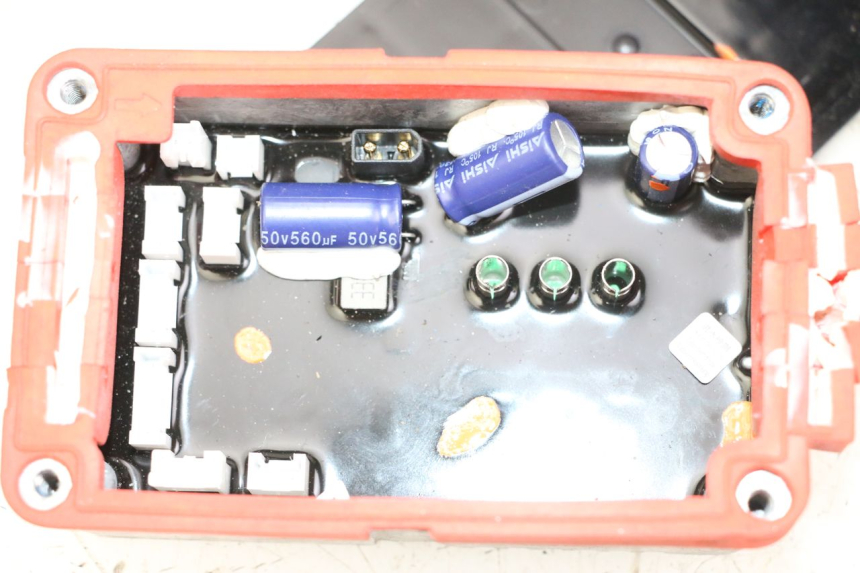 photo de CAJA CDI SEGWAY NINEBOT E2 1