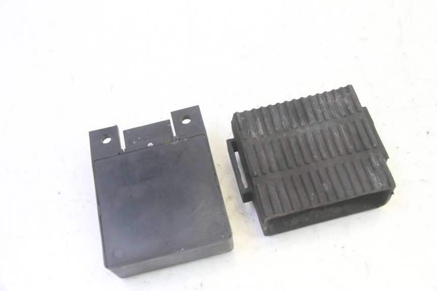 photo de CDI KAWASAKI GPX R WARBIRD 600 (1988 - 1993) - Primer plano técnico