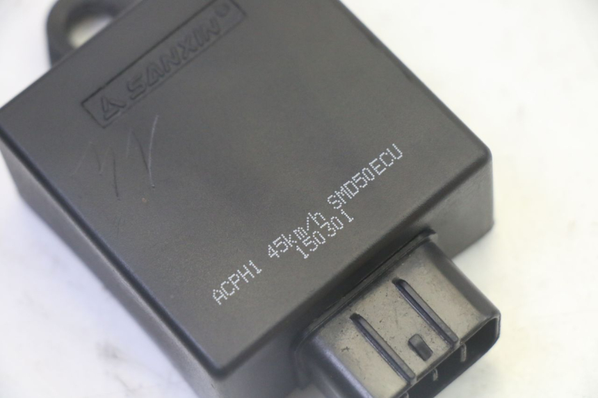 photo de CAJA CDI PEUGEOT KISBEE 2T 50 (2010 - 2017)